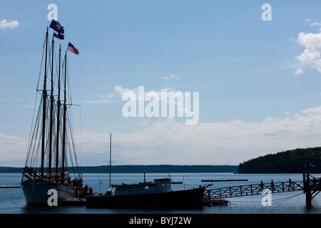 USA, Maine, Bar Harbor, Passengers boarding sailing sailing ship S/V Margaret Todd on spring morning Stock Photo