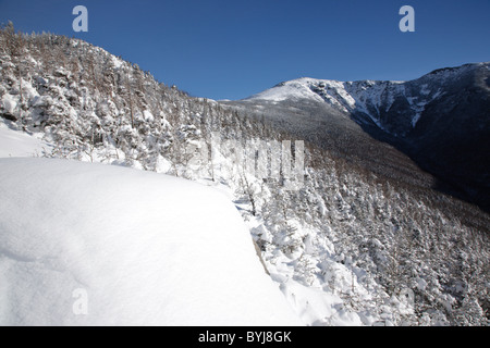 Mount Lafayette (R) from the Old Bridle Path during the winter months ...