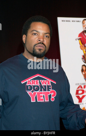 Ice Cube Photocall for the new film 'Are We There Yet?' at the Apollo Theatre New York City, USA - 03.04.07 Stock Photo