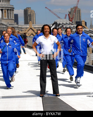 Dame Kelly Holmes the double Olympic Gold medal winner at a photocall to help launch a round-the-world relay race at the Tate Stock Photo