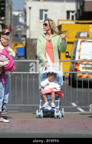 Heather Mills enjoying the sunshine with her daughter Beatrice at a ...