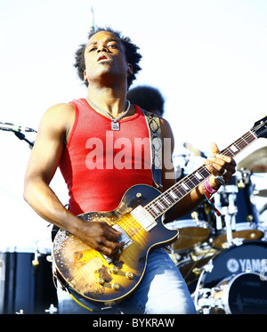 roots-coachella-music-and-arts-festival-day-3-indio-california-29