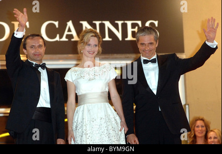 Andrei Zviaguintsev, Maria Bonnevie and Konstantin Lavronenko 2007 Cannes Film Festival Day 3 - Premiere of 'Izgnanie' - Stock Photo