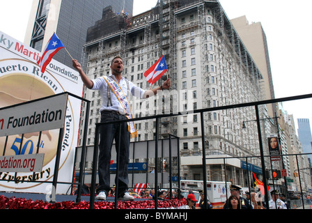 Ricky Martin  The 50th annual National Puerto Rican Day parade along 5th Avenue New York City, USA - 10.06.07 Stock Photo