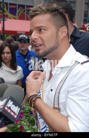 Ricky Martin The 50th annual National Puerto Rican Day parade along 5th Avenue New York City, USA - 10.06.07 Stock Photo