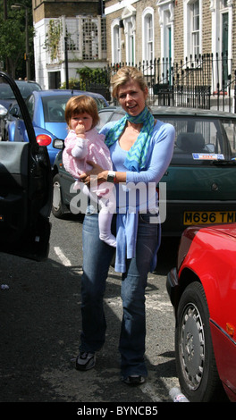 Kate Garraway and her daughter Darcy leaving home on their way to the ...