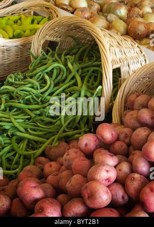 Fresh produce for sale at Tucker Farms, Sunnyside, Yakima Valley, Washington. Stock Photo