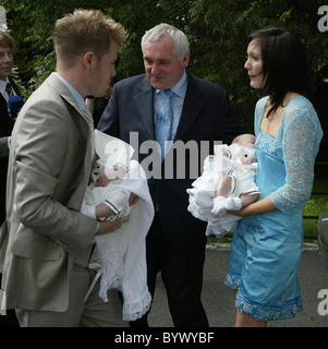 Nicky Byrne of Westlife and his wife Georgina with Irish Taoiseach, Bertie Ahern - father of Georgina Byrne at The Church of Stock Photo