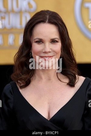 BARBARA HERSHEY 17TH ANNUAL SCREEN ACTOR GUILD AWARDS ARRIVALS DOWNTOWN