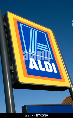aldi supermarket sign Stock Photo