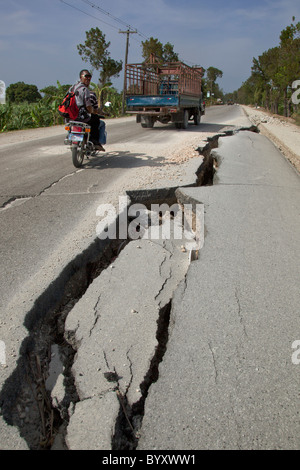 a large crack in a road after the earthquake; port-au-prince, haiti Stock Photo