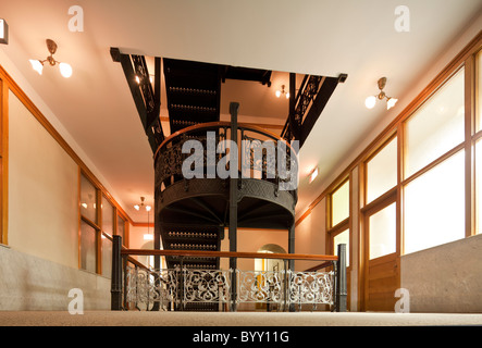 staircase in the Monadnock Building, 53 West Jackson Boulevard, Chicago, Illinois, USA Stock Photo