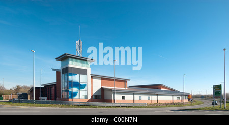 Marshes End Fire Station, Dorset Fire and Rescue Service, Poole exterior Stock Photo