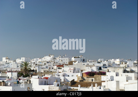 Conil de la Frontera. Costa de la Luz. White Town, Cadiz Province.  Andalucia. Spain Stock Photo - Alamy