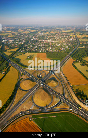 Aerial view, Kamener Kreuz, a cloverleaf interchange, motorway junction, A1 motorway, A2 motorway, Hansalinie motorway, Kamen