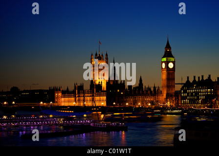 Big Ben and the houses of Parliament at twilight Stock Photo