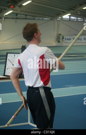 Pole Vaulter,  Lee Valley Athletics Track, London Indoor Games, start of Pole Vault Stock Photo