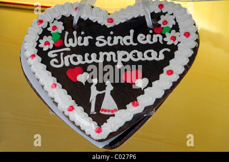 Gingerbread heart, Wir sind ein Traumpaar, German for We are perfect couple, souvenir, Hamburger Dom 2010, the largest folk Stock Photo