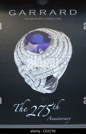 Garrards the Royal jewellers. Albemarle Street London W1. 25th anniversary poster HOMER SYKES Stock Photo