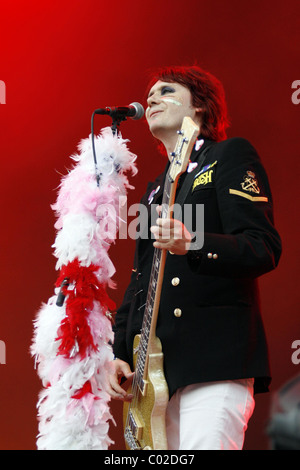 Nicky Wire from The Manic Street Preachers performs at the Tennants Vital 07 festival in Belfast's Ormeau Park  Belfast, Stock Photo