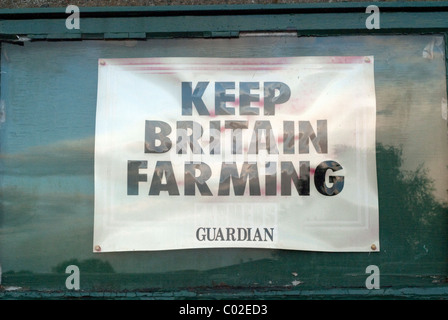 Sign saying 'Keep Britain Farming.' Empty Taunton Livestock market not on a market day, months before closure. Stock Photo
