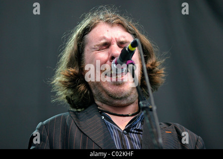 Pete Yorn and band supporting Crowded House performing at Santa Barbara Bowl Claifornia, USA - 25.08.07 Eric Isaacs Stock Photo