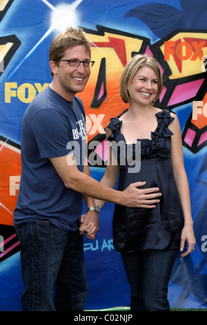 Spike Feresten & wife Teen Choice 2007 awards - arrivals at the Gibson Amphitheatre, Universal Studios Los Angeles, CA - Stock Photo