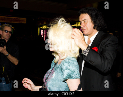 Gene Simmons messing about with a female photographer inside Pure nightclub at Ceasar's Palace Las Vegas, Nevada - 29-08-07 Stock Photo