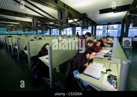 Classroom study, Faculty of Engineering, Polytechnic University, Milan, Italy Stock Photo