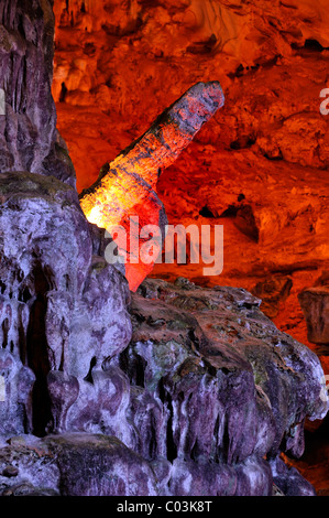 Hang Sung Sot, Cave of Surprises, stalactite cave in Halong Bay, Vietnam, Southeast Asia Stock Photo