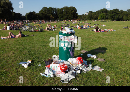 Litter, overflowing wastebin, Munich, Upper Bavaria, Bavaria, Germany Stock Photo