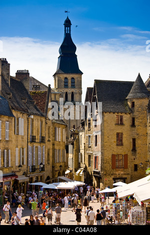 Centre Ville, tourists in the popular picturesque tourist destination of Sarlat in the Dordogne, France Stock Photo