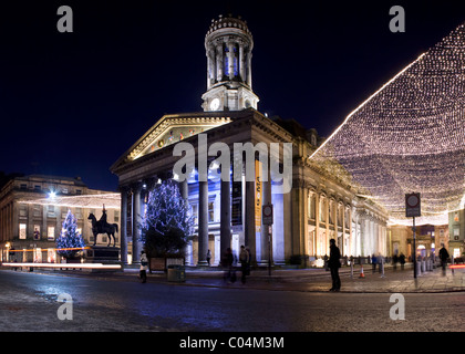 The Gallery of Modern Art in Glasgow, Scotland at Christmas time. Stock Photo