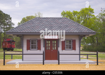 Richmond and York River Railroad train depot replica that was chartered in 1856 near Lester Manor Village Virginia. Stock Photo