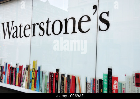 Waterstone's Bookshop books literature Stock Photo - Alamy