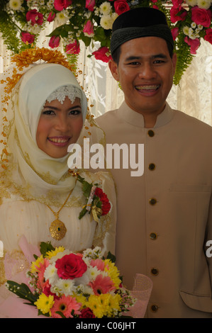 bride and groom, muslim wedding , bangkok, thailand Stock Photo