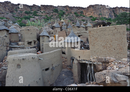 View of a part of the Dogon village of Yendouma , Bandiagara Escarpment . Mali Stock Photo