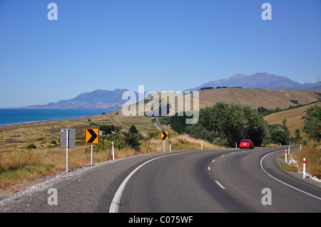 State Highway 1, Kaikoura Coast, Kaikoura, Canterbury Region, South Island, New Zealand Stock Photo