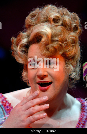 Michael Ball  Hairspray - photocall at Shaftesbury Theatre London, England - 26.10.07 Stock Photo