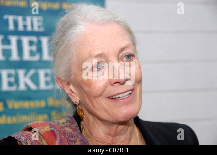 Vanessa Redgrave Hampton International Film Festival 2007, screening of 'Shell Seekers' at East Hampton United Artist - Stock Photo