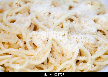 Spaghetti olio, aglio, peperoncino with prawns - Italian cuisine Stock Photo