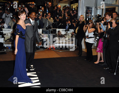 Jennifer Garner and Jamie Foxx UK Premiere of 'Kingdom' held at the Odeon West End - Arrivals London, England - 04.10.07 : Stock Photo