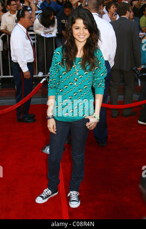 Selena Gomez arriving at The Game Plan world premiere held at El Capitan Theatre Los Angeles, California - 23.09.07 Stock Photo