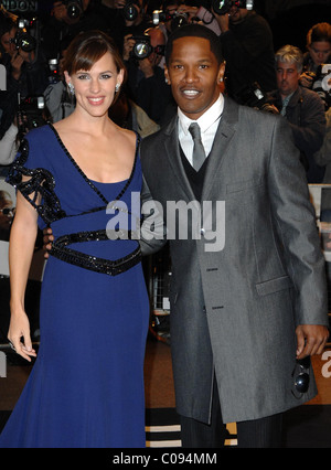 Jennifer Garner and Jamie Foxx UK Premiere of 'Kingdom' held at the Odeon West End - Arrivals London, England - 04.10.07 : Stock Photo