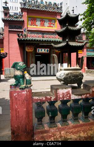 the taoist Jade Emperor Pagoda (Chua Ngoc Hoang). Saigon or Ho Chi Minh City, Vietnam, Asia. Exterior view Stock Photo