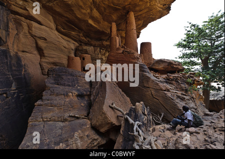 Ancient remains of Tellem architecture in Youga Dogorou. Pays Dogon, Mali Stock Photo