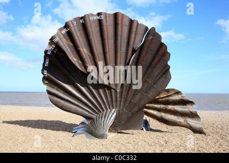 Scallop Shell sculpture at Aldeburgh beach, Suffolk, UK Stock Photo