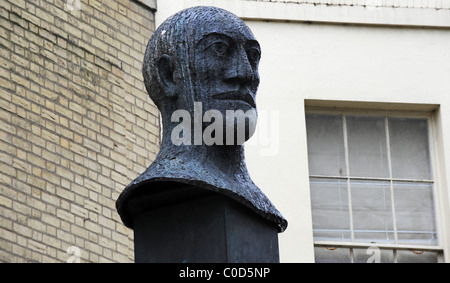 Part of the Desert Quartet, four bronze heads sculpted by Dame Elisabeth  Frink, next to the Montague Shopping Centre, Worthing Stock Photo - Alamy