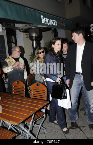 Udo Walz and Sarah Jessica Parker leaving Lutter & Wegner restaurant. The actress was invited by celebrity hair dresser Udo Stock Photo