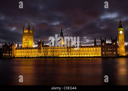 Houses of Parliament in London at night Stock Photo